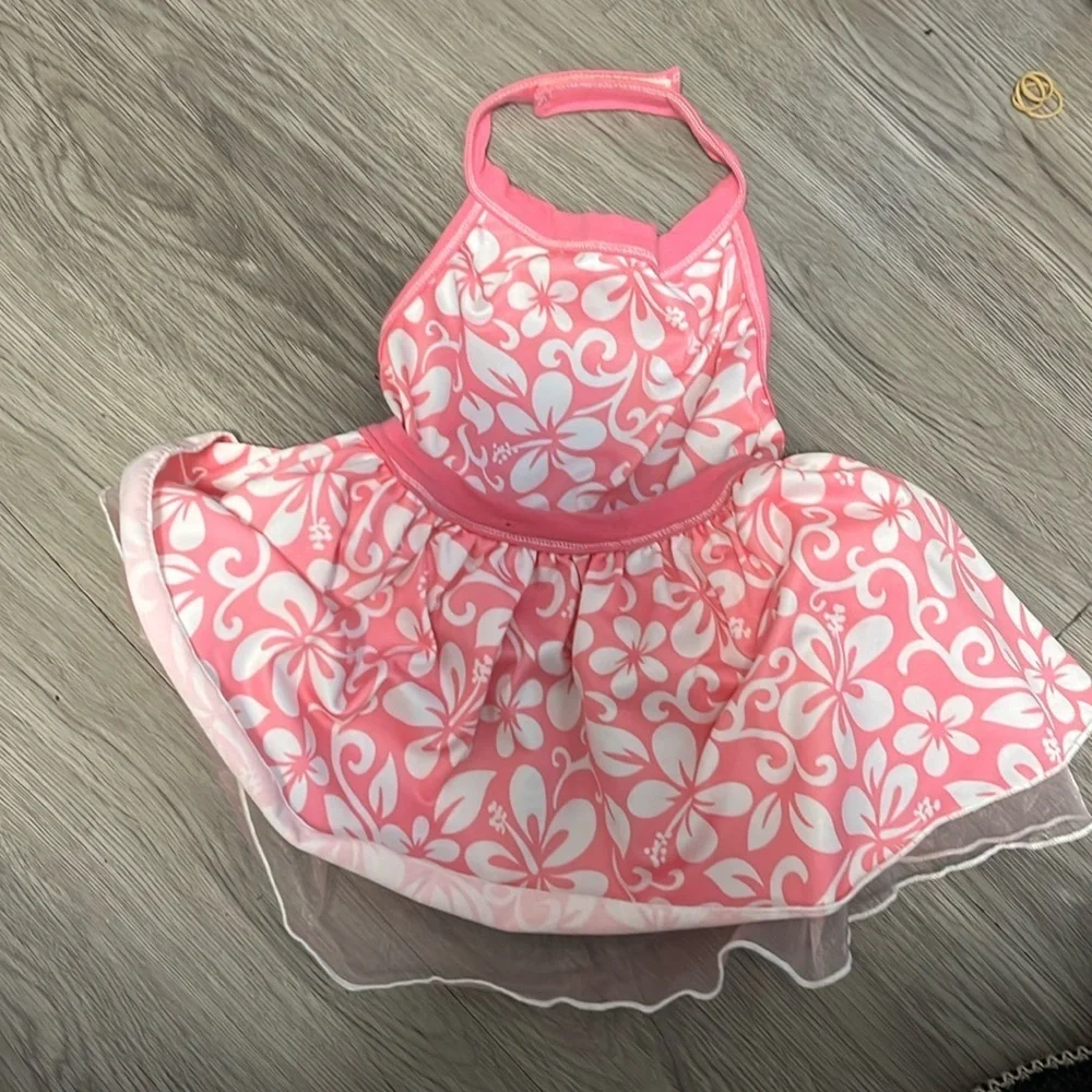 I See spot pink dress size Large